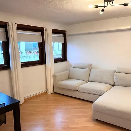 Chic In Center Apartment